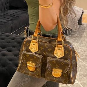 Louis Vuitton Manhattan Purse